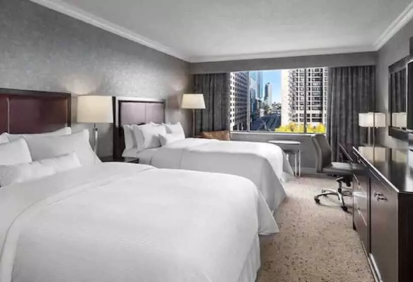 ２ダブルベッドのスタンダードルーム, The Westin Harbour Castle, Toronto