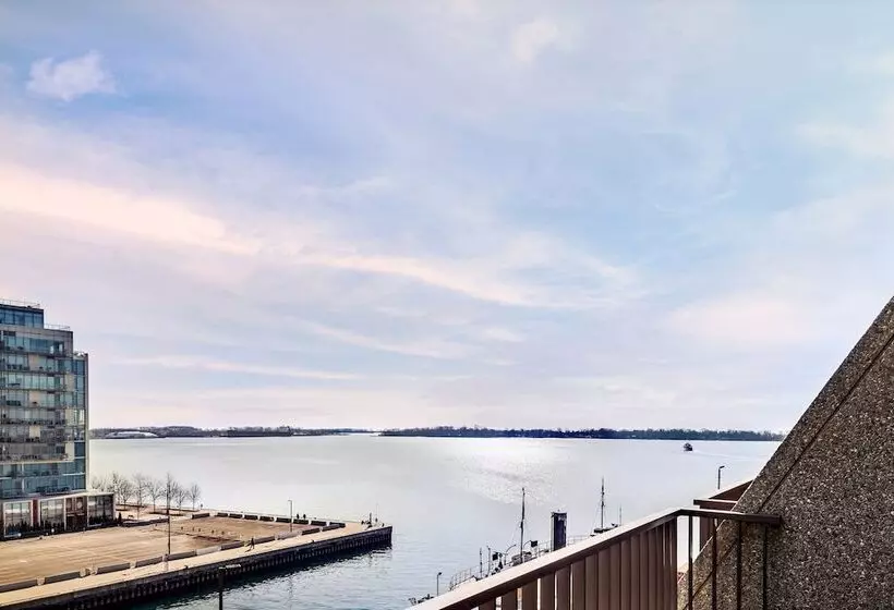 スイート, The Westin Harbour Castle, Toronto