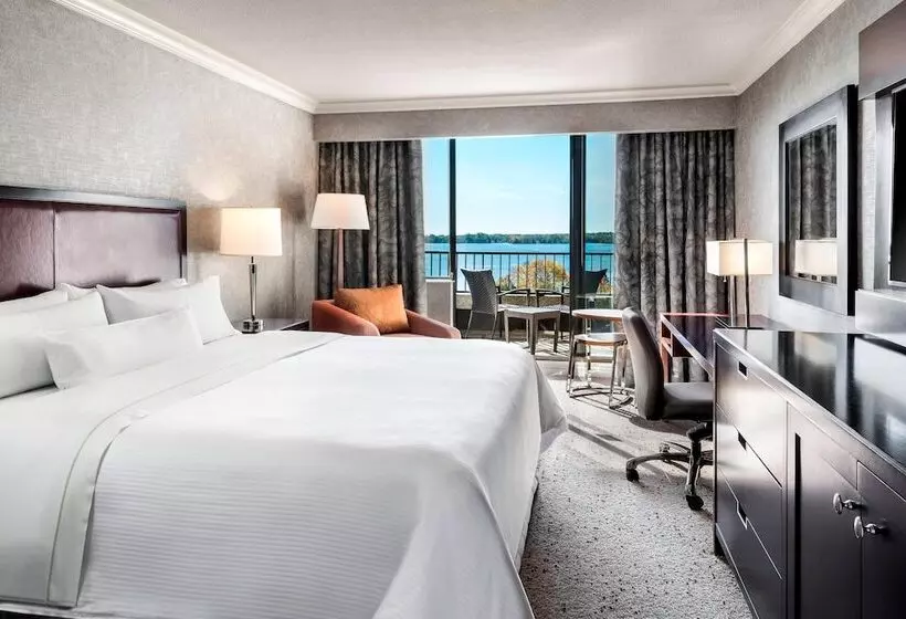 ダブルベッドスタンダードルーム, The Westin Harbour Castle, Toronto