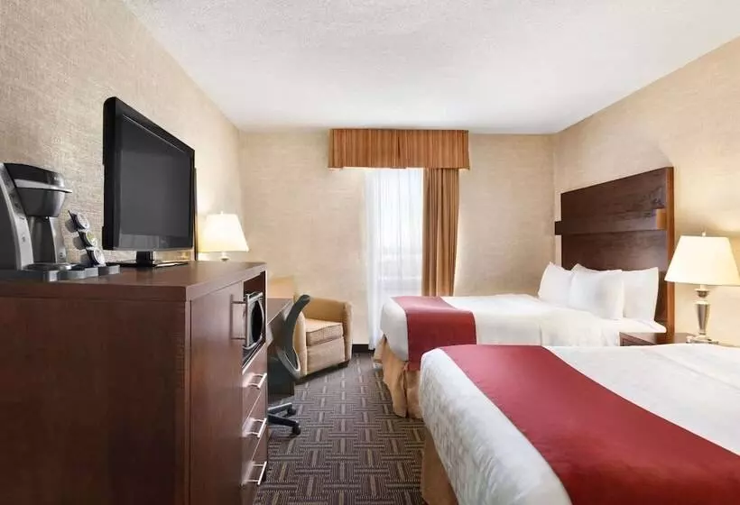 اتاق استاندارد با 2 تخت دوبل, Travelodge By Wyndham North Battleford