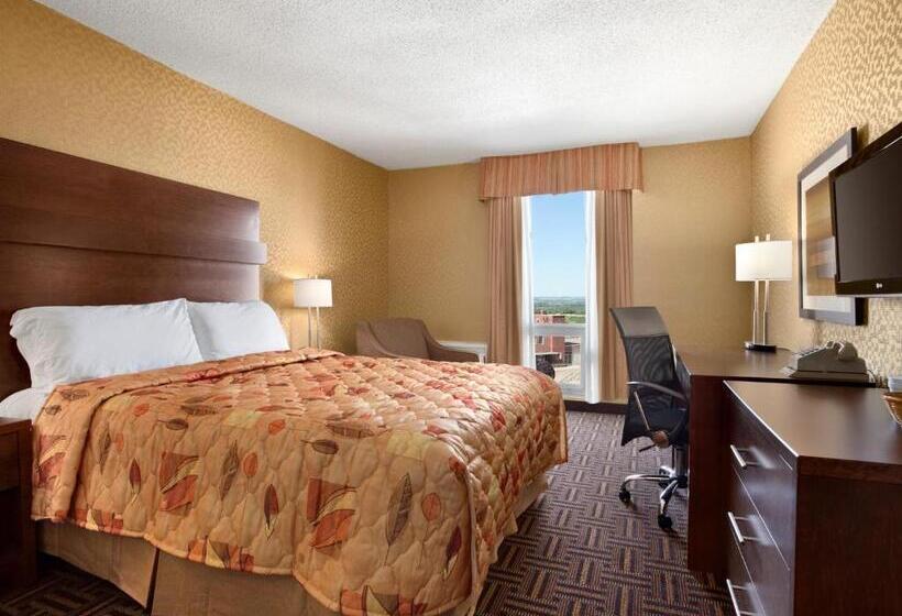 חדר דלוקס, Travelodge By Wyndham North Battleford