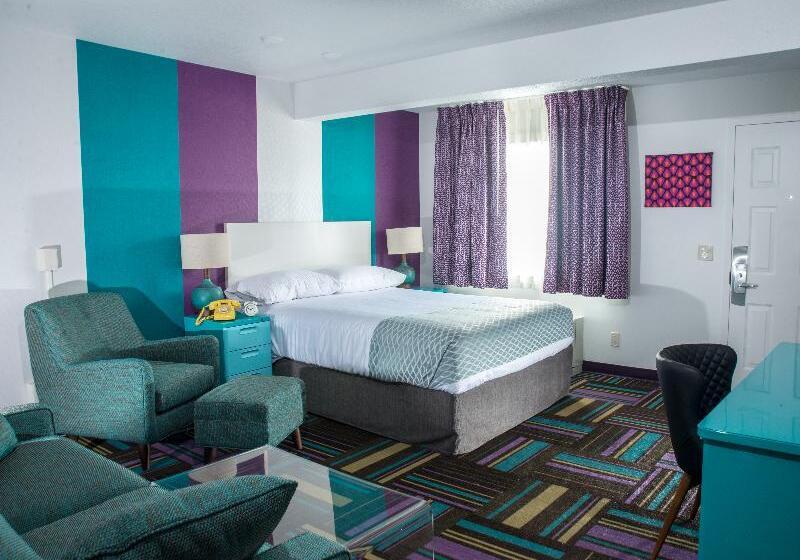 クイーンサイズベッドのスタンダードルーム, Zed Kelowna