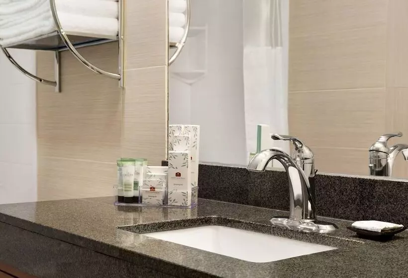 Standard-huone, Poco Inn And Suites Hotel & Conference Centre