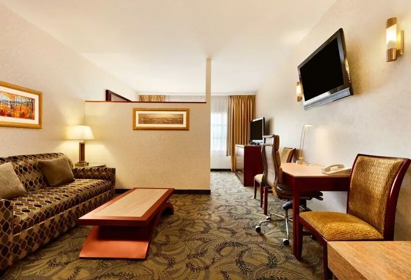 Standard-huone, Poco Inn And Suites Hotel & Conference Centre