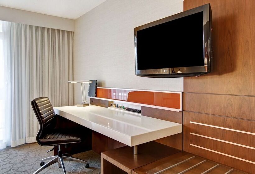 חדר סטנדרט שתי מיטות זוגיות, Hilton Mississauga/meadowvale