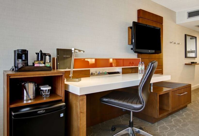 חדר פרמיום, Hilton Mississauga/meadowvale