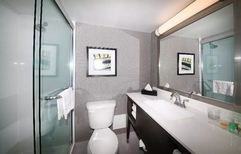 プレミアムルーム, Holiday Inn Hotel Peterborough Waterfront By Ihg