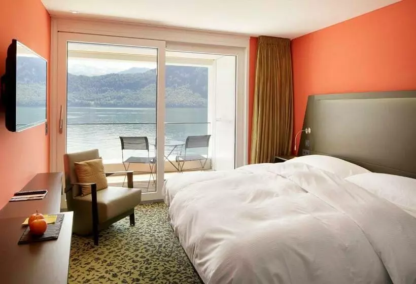Standard-huone Järvinäkymä, Campus Hotel Hertenstein