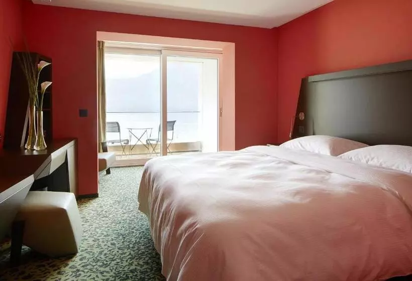 Deluxe-huone Järvinäkymä, Campus Hotel Hertenstein