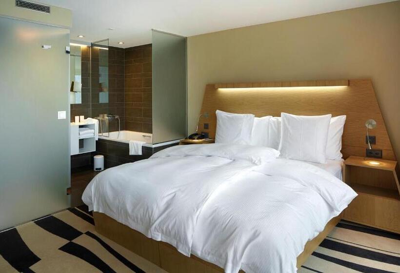 スイート, Campus Hotel Hertenstein