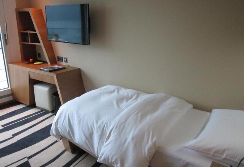 スーペリアシングルルーム, Campus Hotel Hertenstein