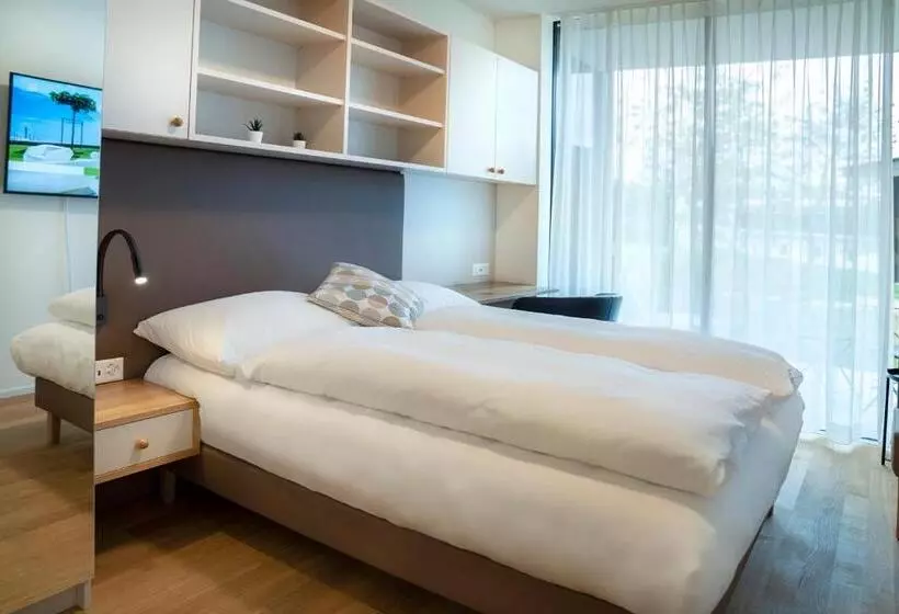 Yhden jaetun makuuhuoneen huoneisto, Campus Hotel Hertenstein