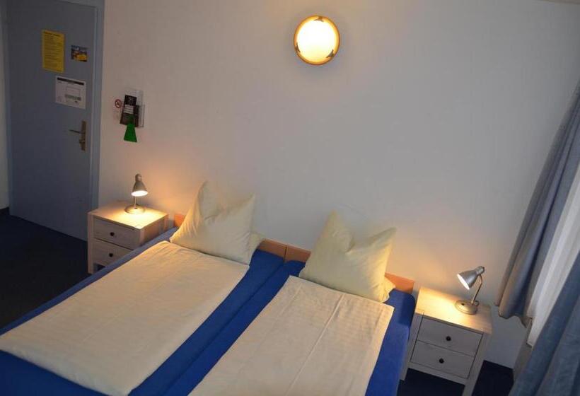 غرفة قياسية, Hirschen Backpacker Hotel & Pub
