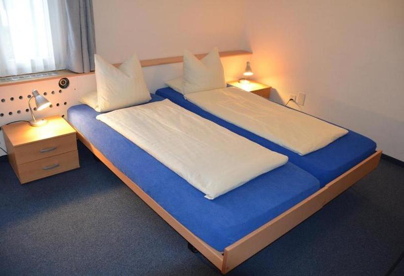 Chambre Standard, Hirschen Backpacker Hotel & Pub