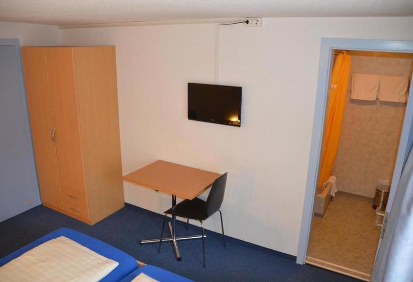 Chambre Standard, Hirschen Backpacker Hotel & Pub