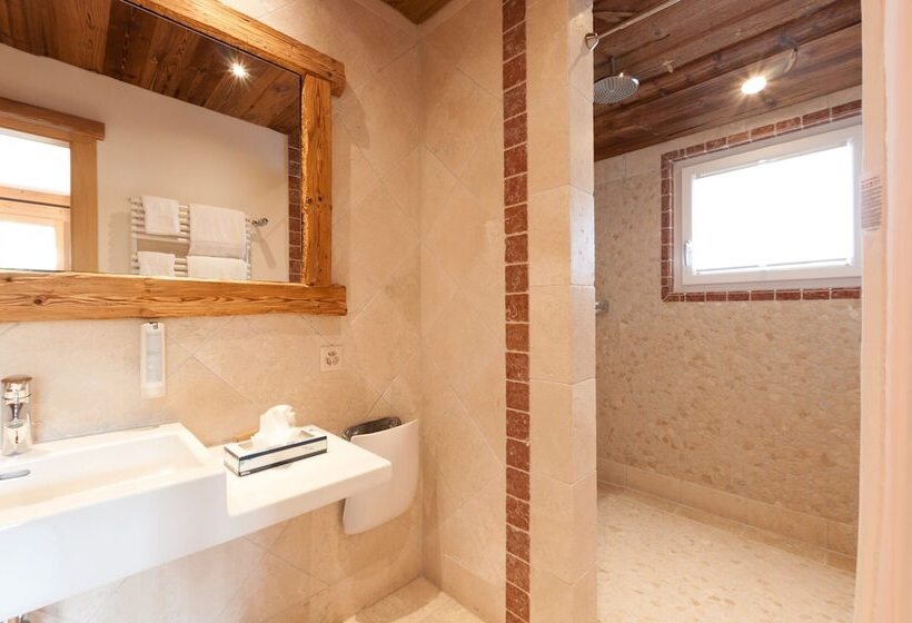 غرفة قياسية مزوَّدة بشُرفة, Alpe Fleurie Hôtel & Restaurant