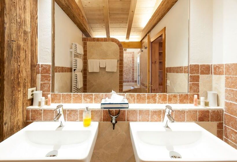 سوییت جونیور با بالکن, Alpe Fleurie Hôtel & Restaurant