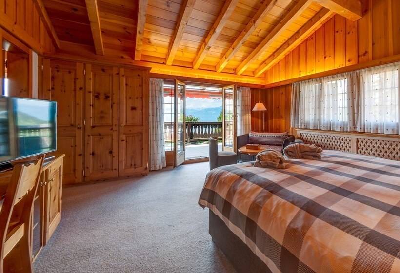 جناح جونيور مزوَّد بشرفة, Alpe Fleurie Hôtel & Restaurant