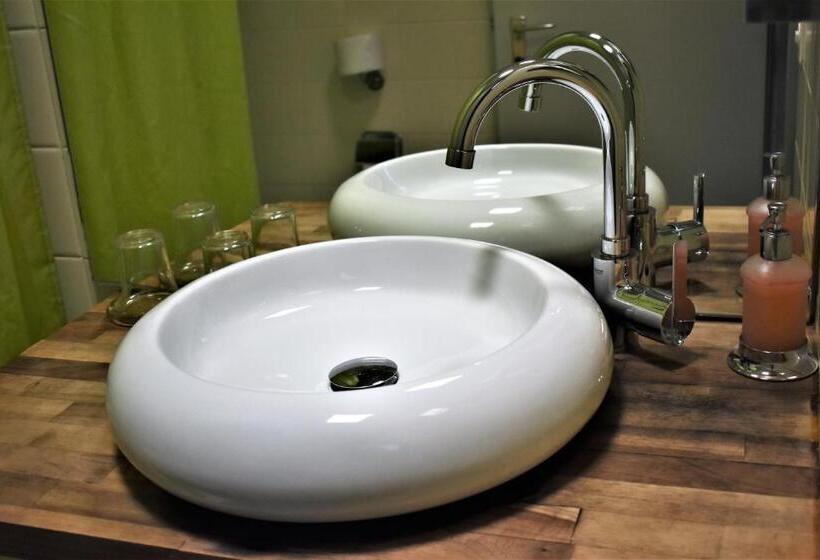 스탠다드 룸, Am Schloss