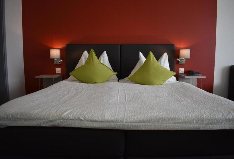 컴포트 룸, Am Schloss