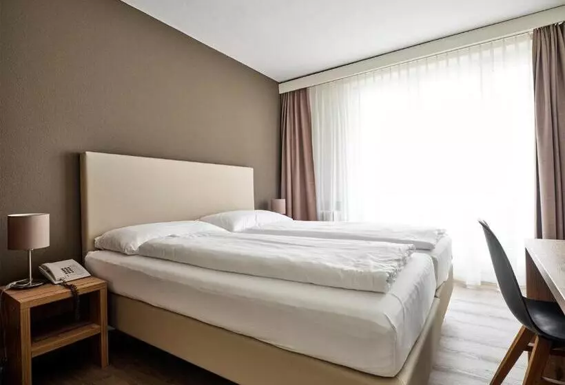 Chambre Economy, Astoria