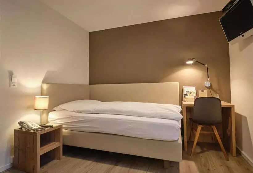 Chambre Economy Individuelle, Astoria