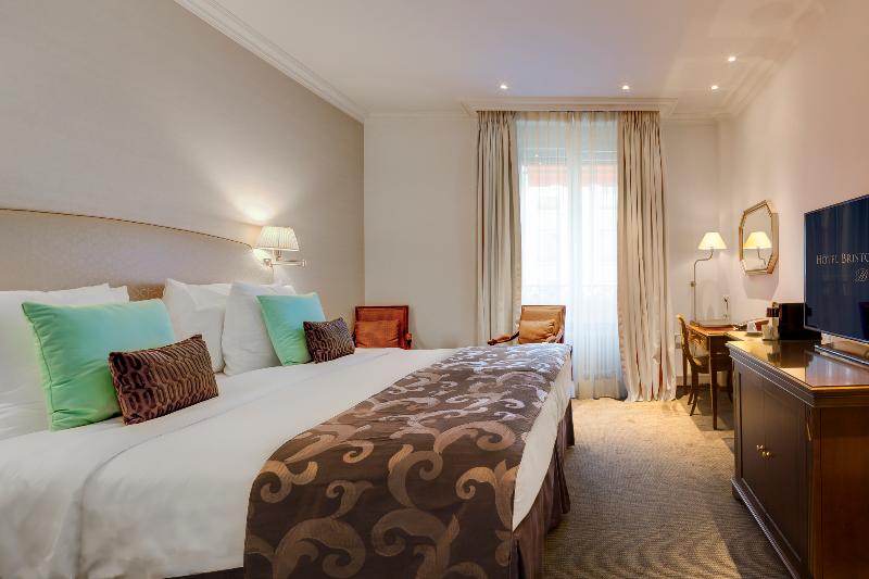 اتاق کلاسیک, Bristol