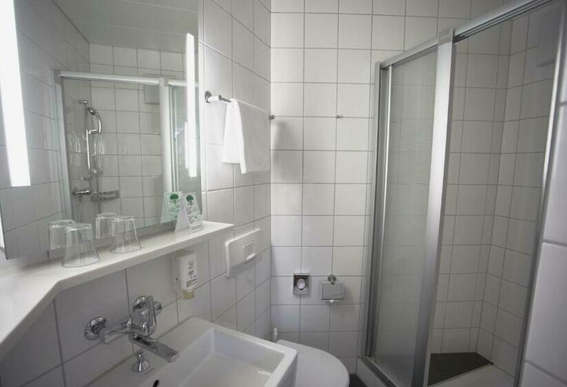 اتاق عادی, Bristol Zurich