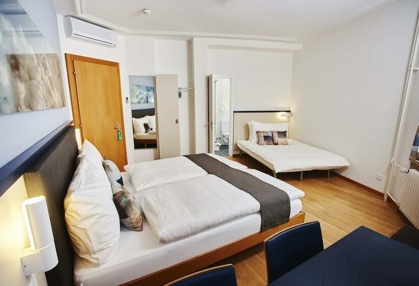 اتاق استاندارد چهار تخته, Bristol Zurich