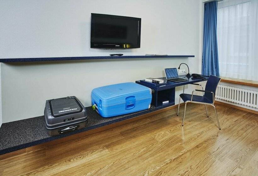 اتاق سوپریور چهار تخته, Bristol Zurich