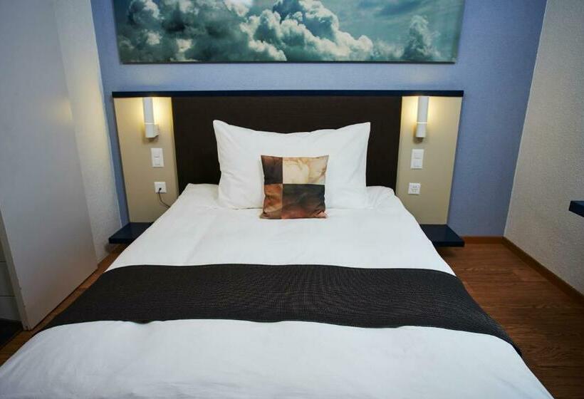 Standard Single Room Single Bed, Bristol Zurich