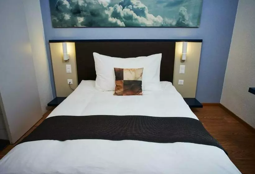 Standard Single Room Single Bed, Bristol Zurich