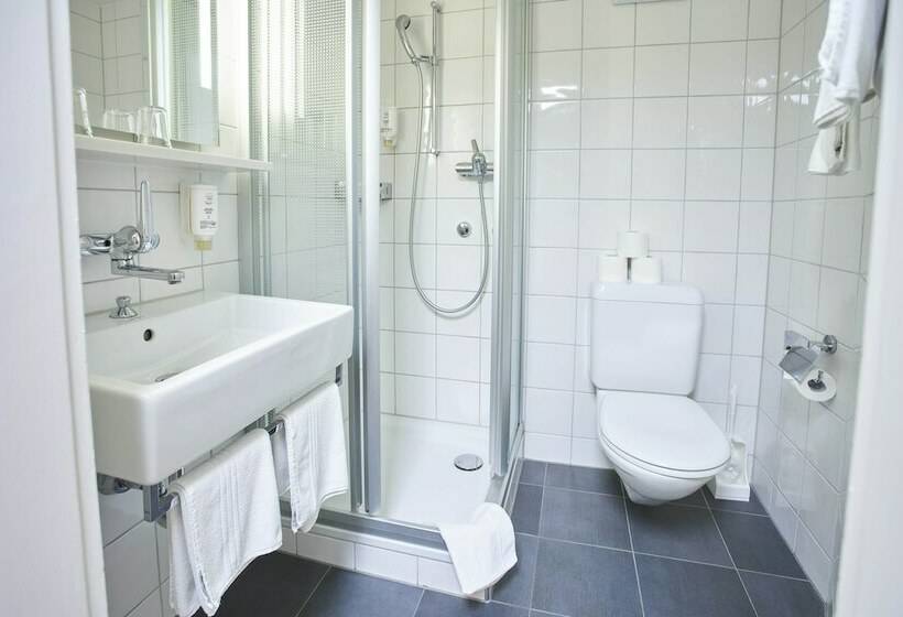 Standard Single Room Single Bed, Bristol Zurich