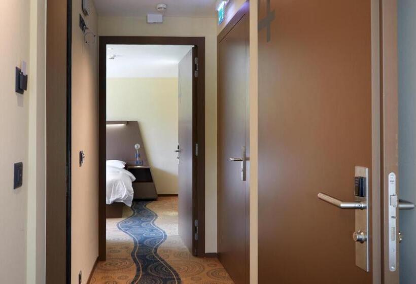 ファミリールーム, Campus Hotel Hertenstein