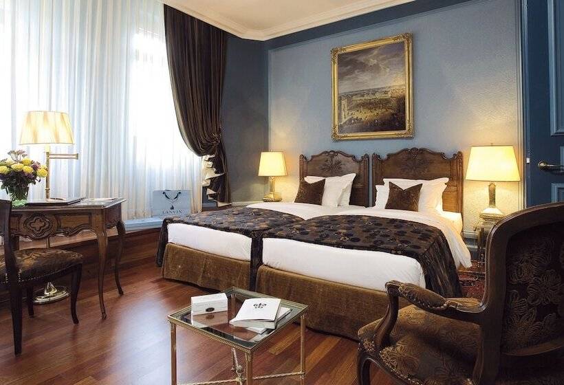 اتاق کلاسیک, De La Cigogne