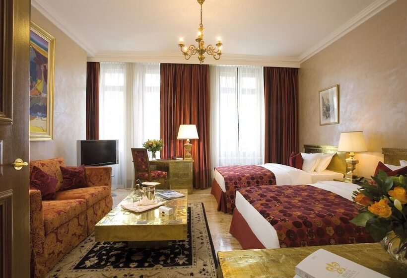 اتاق کلاسیک, De La Cigogne