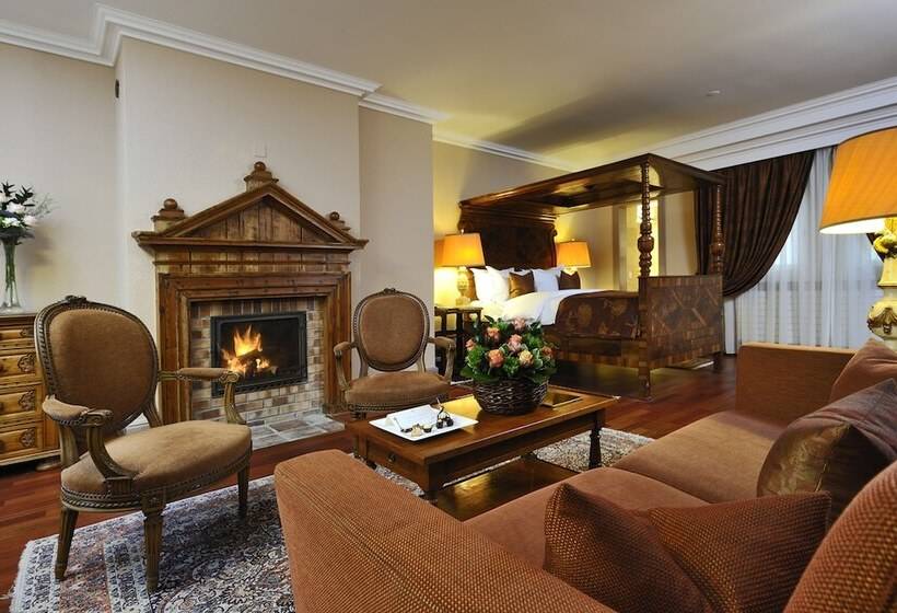 سوییت جونیور, De La Cigogne