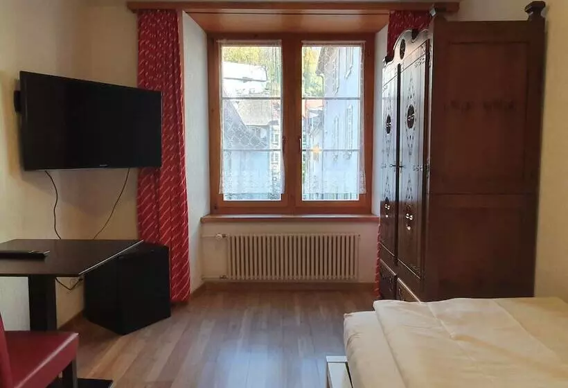 Habitación Estàndard Individual, Drei Könige