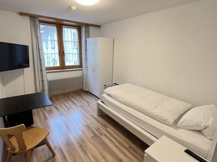 标准单人间, Drei Könige