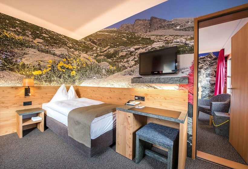 Komfort Trippelrum, Garni Chesa Mulin