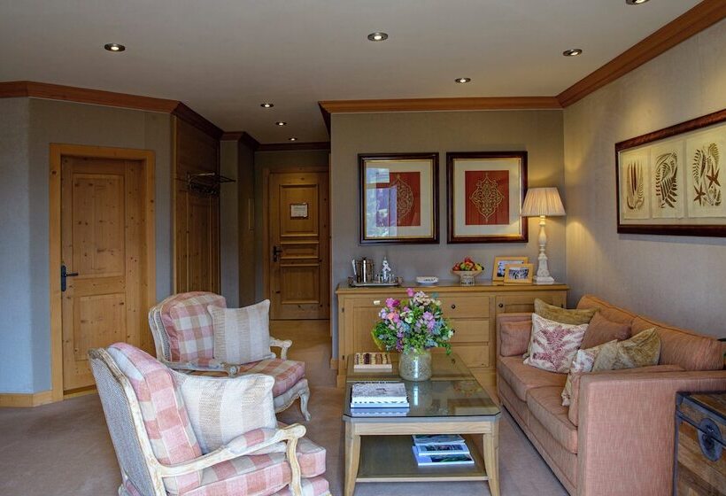 디럭스 주니어 스위트, Gstaad Palace