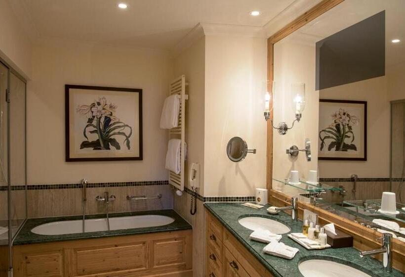 산전망 스위트 디럭스, Gstaad Palace