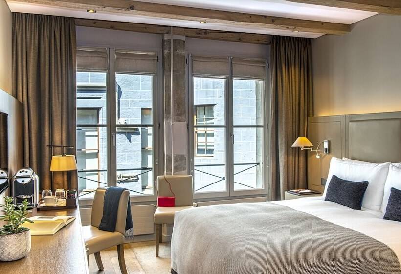 اتاق لوکس, Les Armures