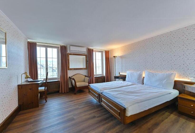 Номер Стандарт, Rheinfels