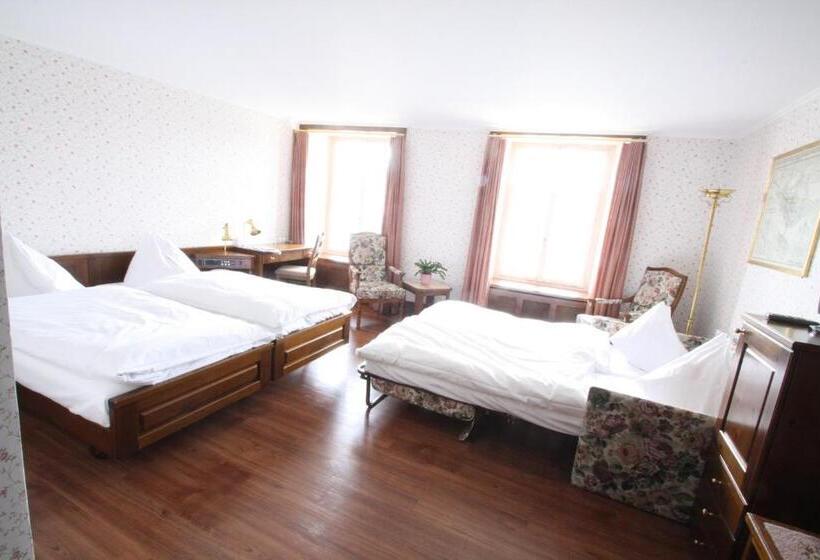 Трехместный Номер Классика, Rheinfels