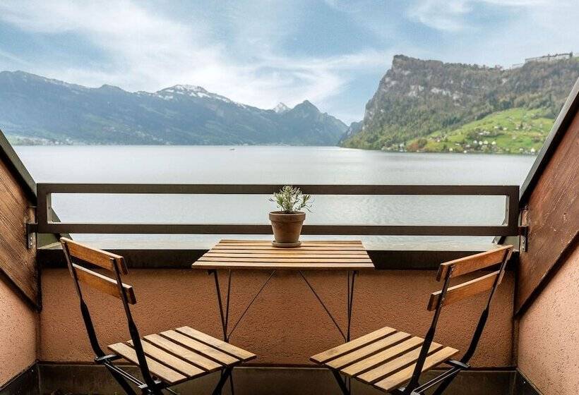 غرفة سوبيريور إطلالة على البحيرة, Seehotel Kastanienbaum