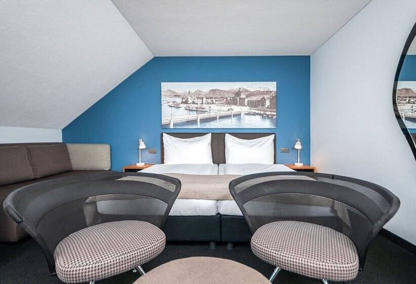 Superior room with lake view, Seehotel Kastanienbaum