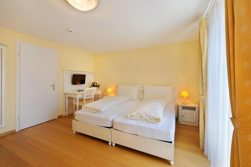 Номер Стандарт Вид на Озеро, Seehof Hotel Du Lac