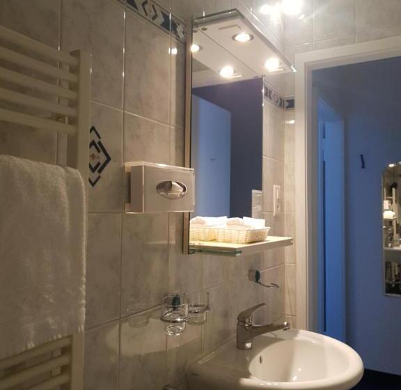 スタンダードシングルルーム, Touring Au Lac