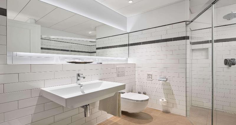 غرفة سوبيريور, Victoria